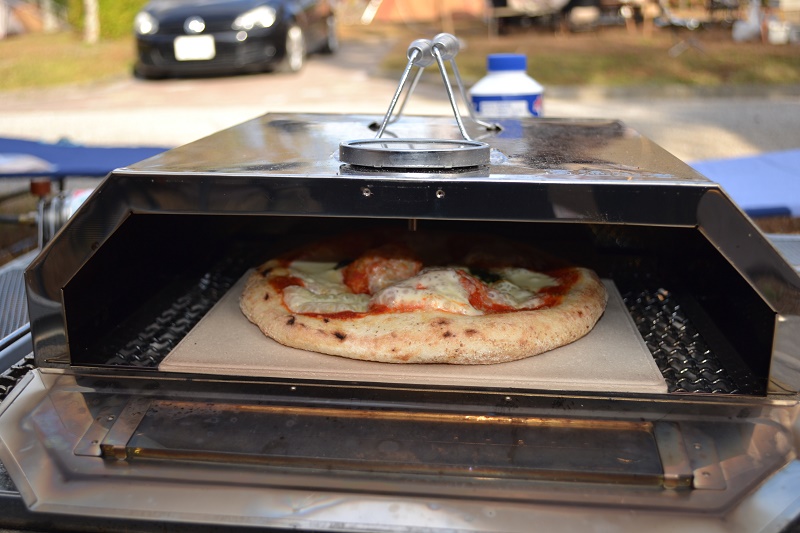 キャンプで本格ピザに挑戦！BBQコンロ・グリルで使えるピザオーブン アウトドアお役立ち情報 屋外ピザオーブングリル保護防水煙突パン保護バーベキューカバー58  45 168cm
