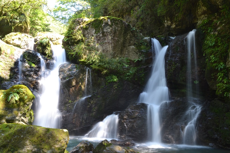 連連泊キャンプなら周辺の観光も楽しい　轟の滝・二重の滝